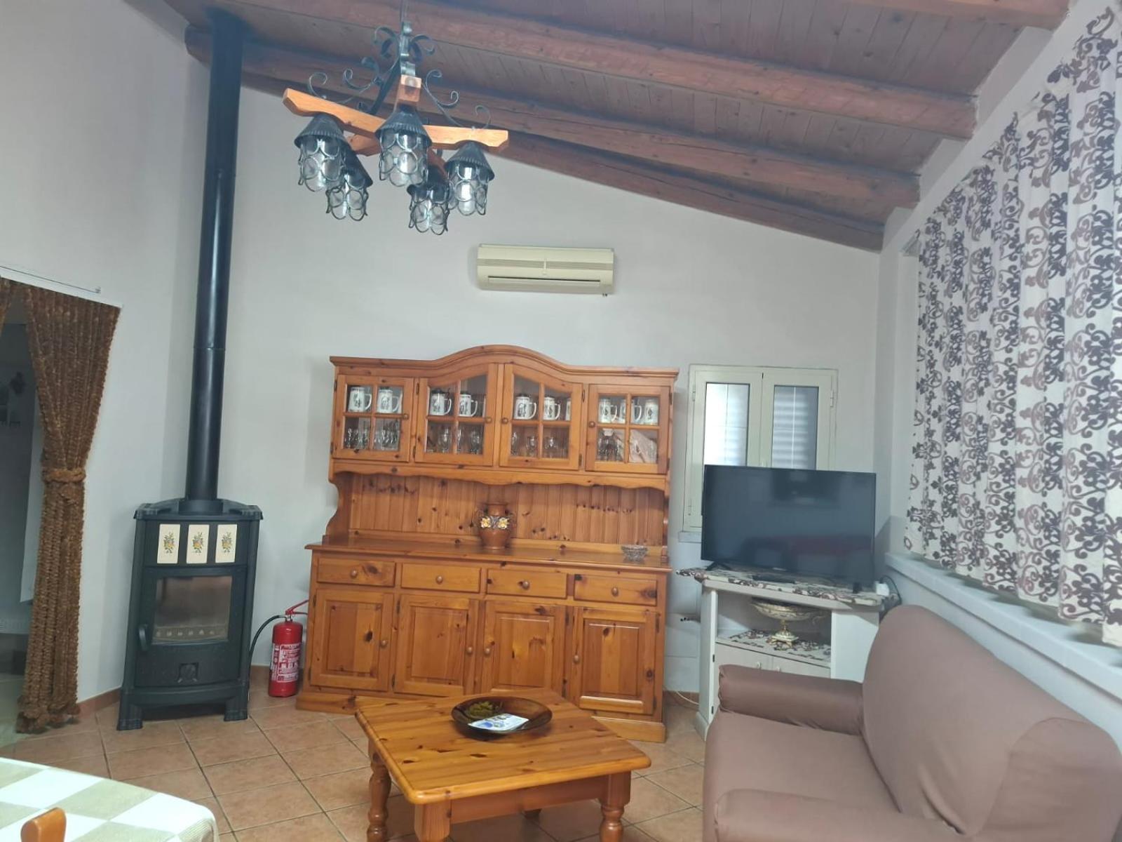 Villa Annamaria Карини Екстериор снимка